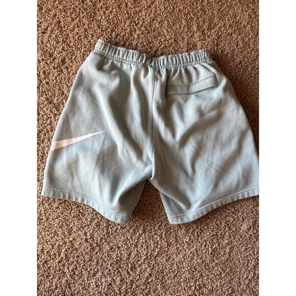 Nike Mint Green 8” Inseam Adjustable M Athleisure Sweat Shorts - Picture 4 of 5